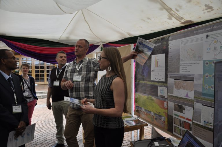 Tor-Gunnar Vagen of the World Agroforestry Centre explains the Land Degradation Surveillance Framework. Photo: World Agroforestry Centre/ICRAF  